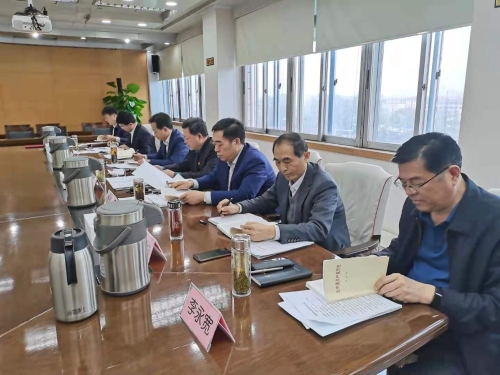 市政府机关党组集体学习习近平总书记《论中国共产党历史》系列重要论述